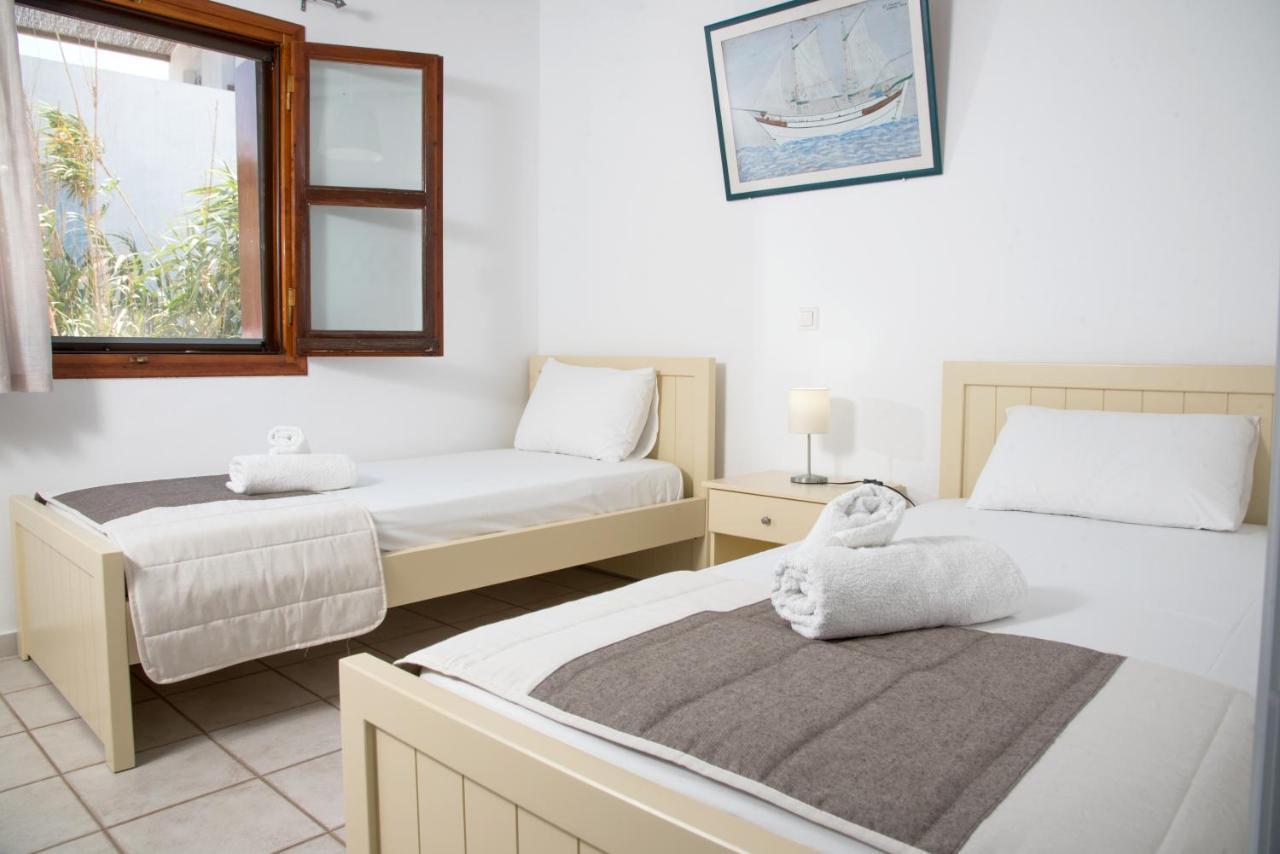 Aktaia Apartment Skyros Exterior photo